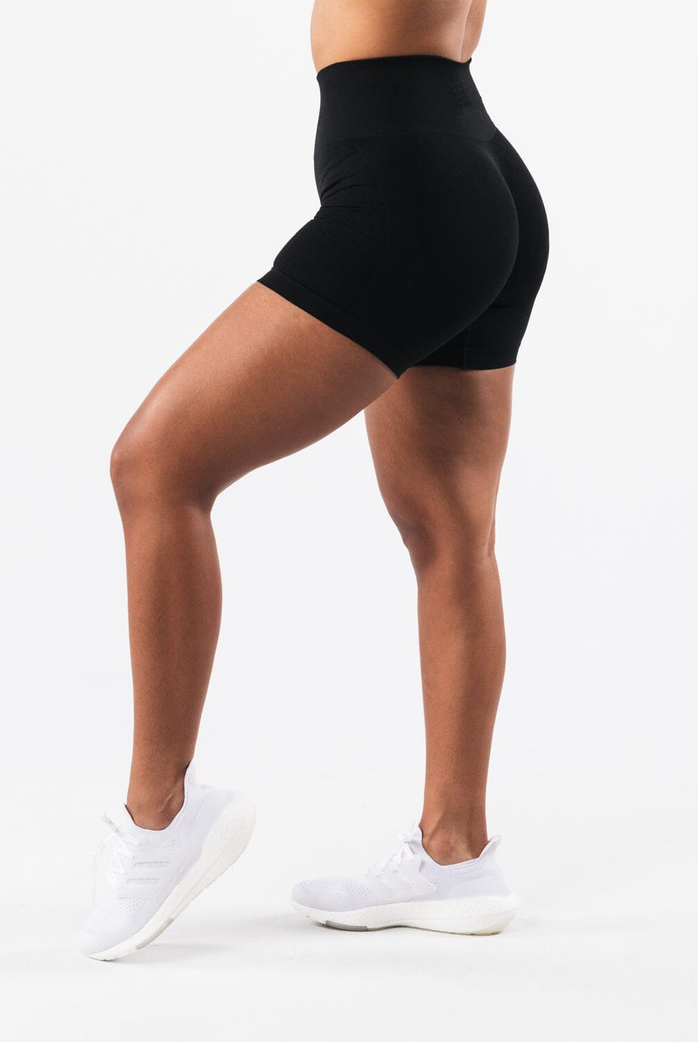 Upbeat Seamless Jacquard Shorts Starlethics