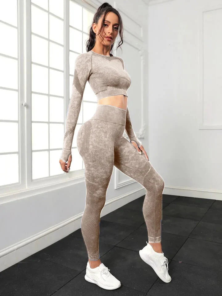 Roaring Seamless Gym Set - Leggings + Top Starlethics