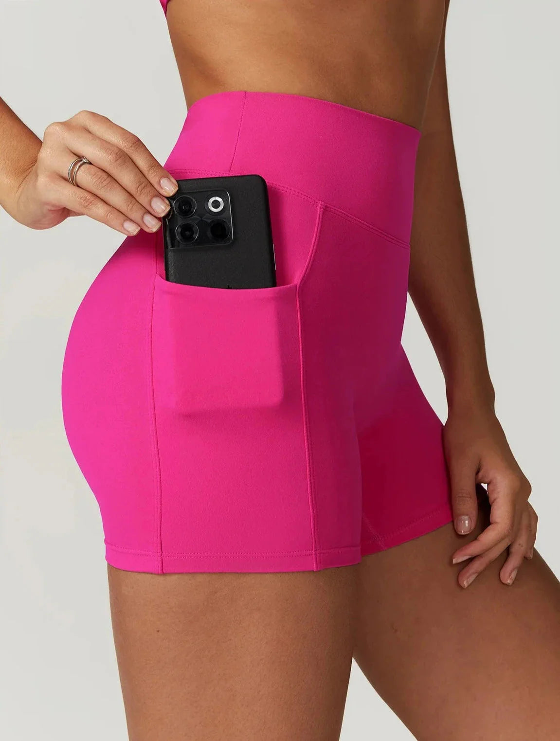 Heavenly Pocket Scrunch Shorts Starlethics