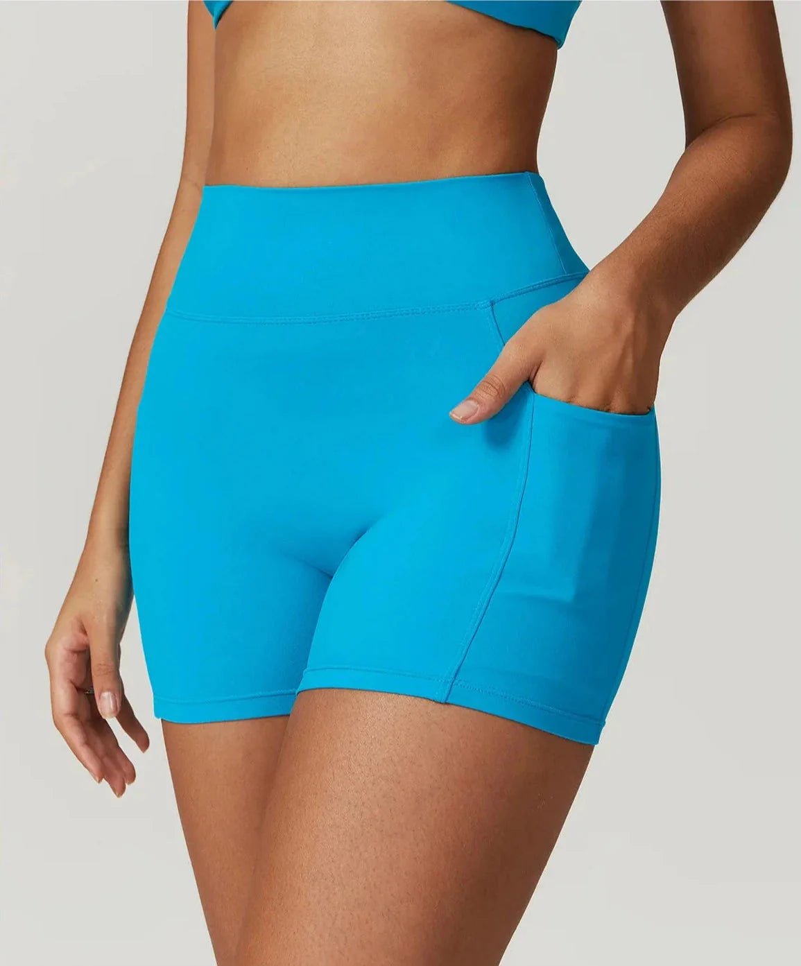 Heavenly Pocket Scrunch Shorts Starlethics