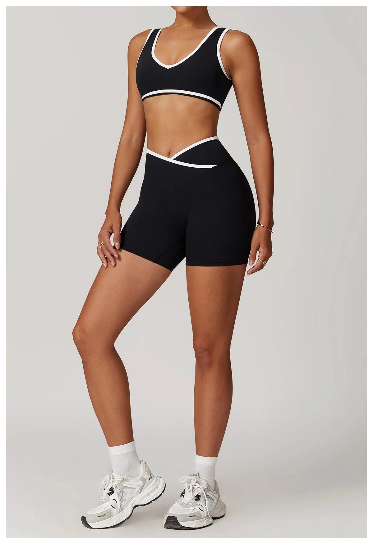 Myriad Step Up Gym Set - Shorts + Bra Starlethics