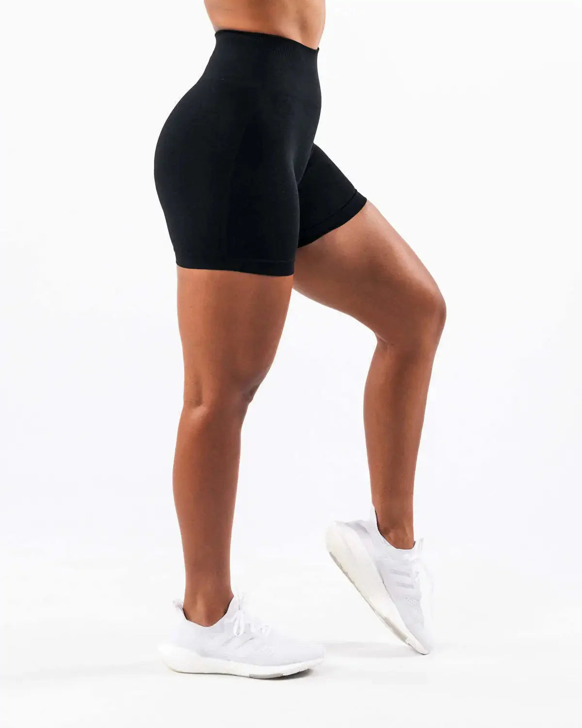 Uproar Seamless Gym Shorts Starlethics